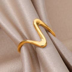 Gold Wave Adjustable Ring